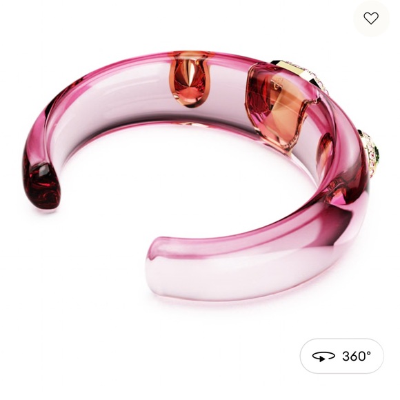 Swarovski Dulcis cuff
Mixed cuts, Multicolored, Gold-tone plated - Picture 6 of 12